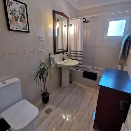 Lina - Andalusian 3-bedroom With Pool & Ocean View *